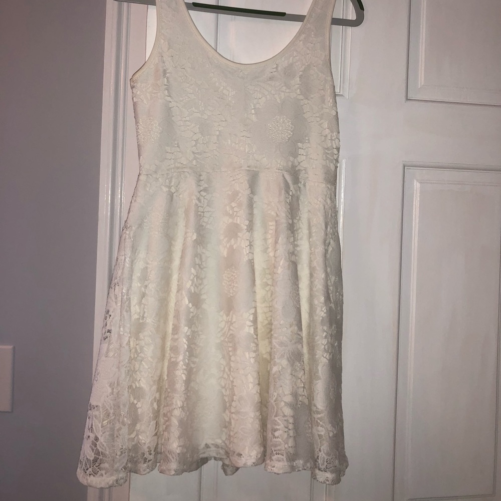 White lace dress